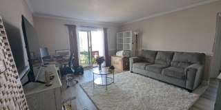 Renovated 1-Bedroom Apartment with Water Views, Private Entrance & Utilities Included Gallery 5