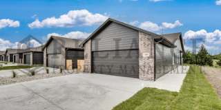 4940 North Vassar Avenue Gallery 1