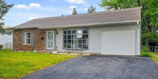 720 Country Lane S Gallery 3