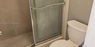 4314 NW 9th Ave Gallery 7