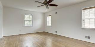 10239 GAINSBOROUGH Road Gallery 13