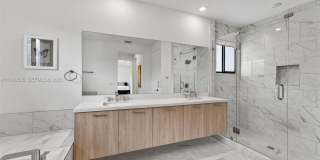 8267 SW 120th Ter Gallery 25
