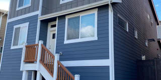 Charming 3 bed in Convenient Bremerton Location close to Ferries, Shipyard, Parks, Dining and Shops Charming 3 bed in Convenient Bremerton Location close to Ferries, Shipyard, Parks, Dining and Shops Gallery 1