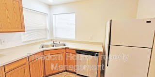 2341 East Calvada Boulevard Gallery 10