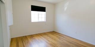 4938 Art St Gallery 10