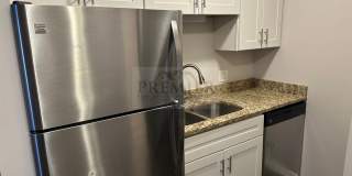 6023 Barton Dr, Shawnee, KS 66203  1 bed 1 bath// Rent: $895 Deposit: $895// 60 West Apartments Gallery 6