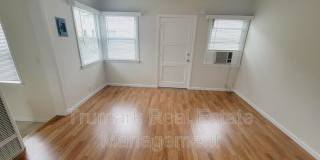 927 E Lexington Dr. Gallery 8