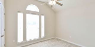 3/2/2 near Golf Course! Gallery 6