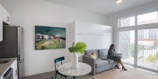 20 Midtown Gallery 3