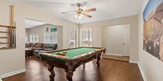 1402 Dominik Drive Gallery 4