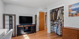 Spacious 5-Bedroom Ranch Backing to the High Line Canal in Littleton Gallery 16