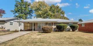 Spacious Single Family Home In Florissant with a Walk Out Basement!! Gallery 1