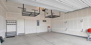 1688 Grand Avenue Gallery 23