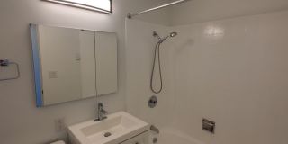 Vista 430 Apartments Gallery 16