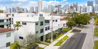 721 SW 11th Street Gallery 30