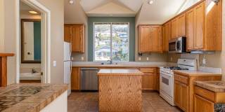 Well maintained 2 bedroom home Well maintained 2 bedroom home Gallery 3