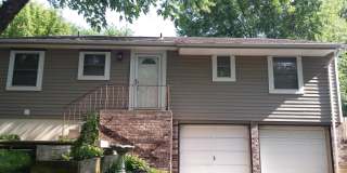 3-Bedroom, 3 Bath Single Family for Rent in Independence, MO| 2-Car Garage Parking & Fenced backyard! Gallery 1