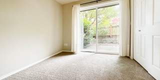 3bs/2.5ba Seattle Townhome Gallery 17