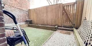 South End Two Bed with Private Yard – 2 Bed | 2 Bath Gallery 12
