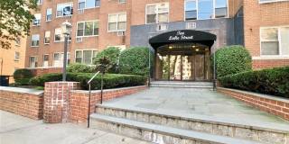 10 Lake Street unit: 4A Gallery 1