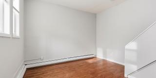 154 SOUTH ST Gallery 7