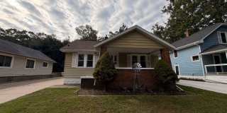 Cute 2 bedroom home on the West Side of Grand Rapids Gallery 1