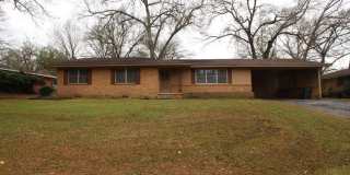 Beautiful 3 Bed 2 Bath in the Heart of Tyler! Gallery 1