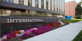 International Gallery 5