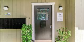 240 Union Ave Gallery 32