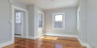 37 Chestnut St Gallery 1