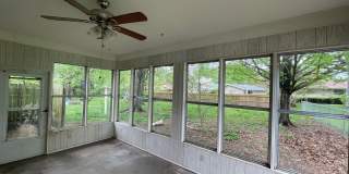 Beautiful 3 bedroom 1.5 bath waiting for you to call home . Gallery 24