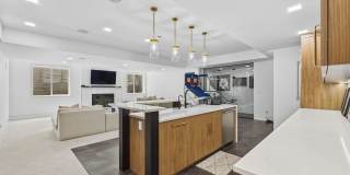 155 N Southmoor Dr Gallery 33