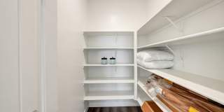 131 N Un St Gallery 40