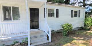 COMING SOON- Adorable 3 Bedroom Home 1 bath house Gallery 1