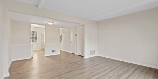 7604 SOMERSET Lane Gallery 10