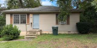 1105 BARTON DR Gallery 1