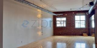 500 Molino St Ste 208 Gallery 13