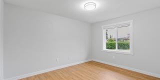 5110 Diamond Boulevard Southwest Gallery 11