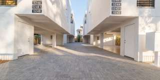 5244 Cleon Avenue Gallery 33
