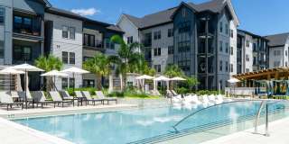 Azalea Luxury Apartments Gallery 1