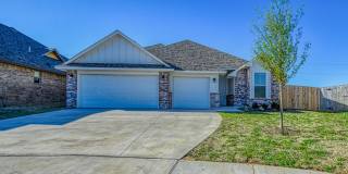 Move In Special: August Rent Free! Gallery 3