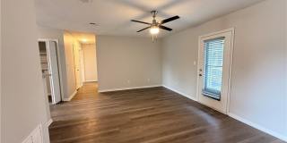 4924 Camden Road Gallery 2