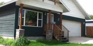 4 Bedroom 2 Bathroom House - Close to MSU Campus Gallery 1