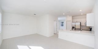 2642 SE 10 street Gallery 10