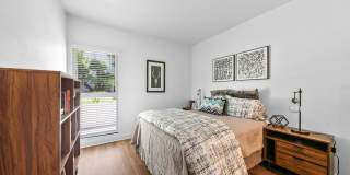 The Elinor Gallery 67