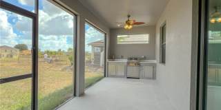 417 Paddock Street Gallery 31