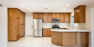 Traditional Single Family with Spacious Yard! Gallery 14