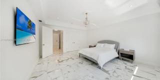 55 La Gorce Cir Gallery 33