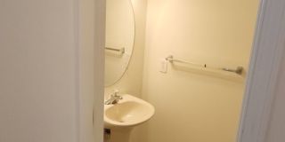 Spacious, Large, Luxury 3 Bedroom End - Unit Townhouse in Hockessin, Delaware Spacious, Large, Luxury 3 Bedroom End - Unit Townhouse in Hockessin, Delaware Gallery 7