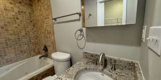 1231 Bardstown Road Gallery 24